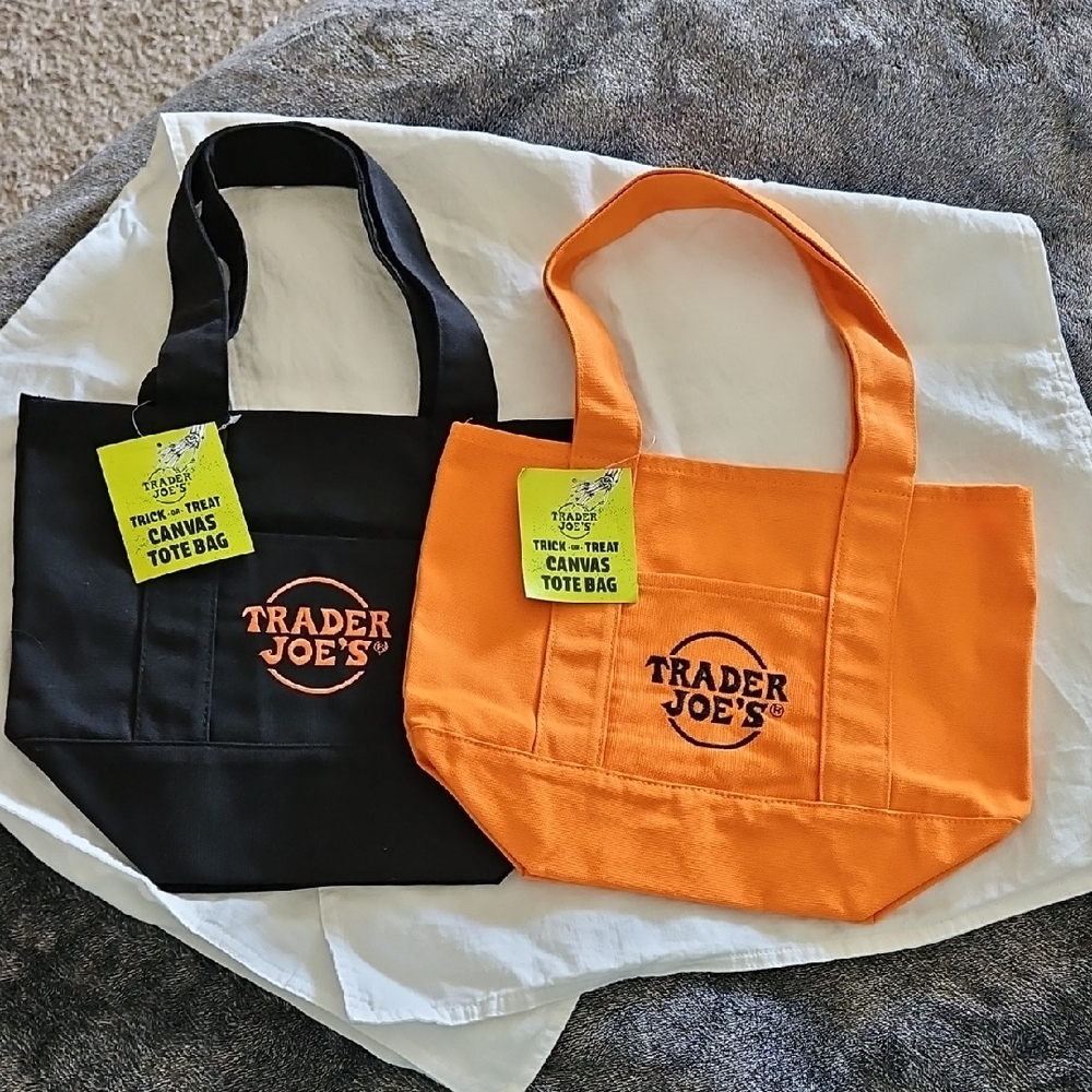 Trader Joe’s Mini Canvas Tote, Set of 2, Halloween colors, NWT
